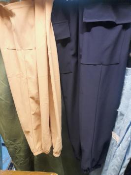 Partij kleding 16 stuks diverse